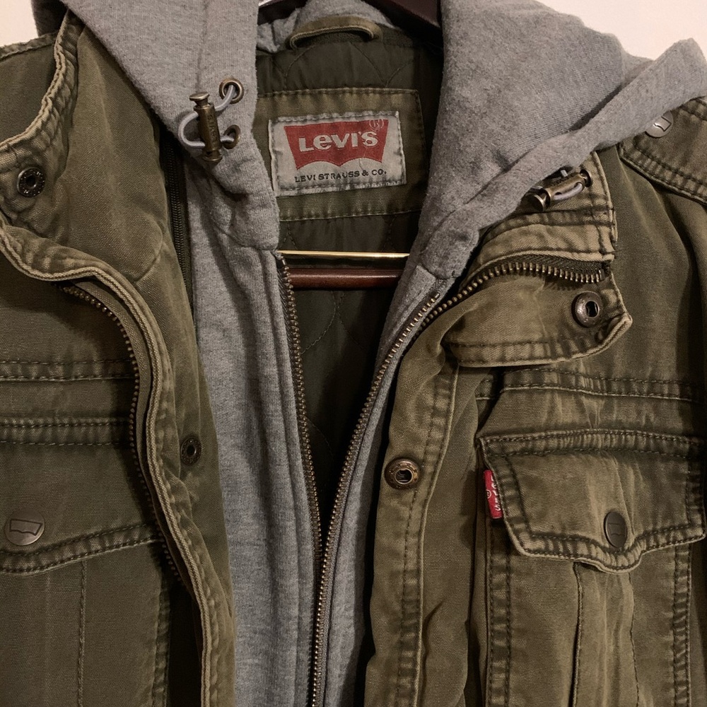 LEVI’S CANVAS HOODED MILITARY JACKET Medium